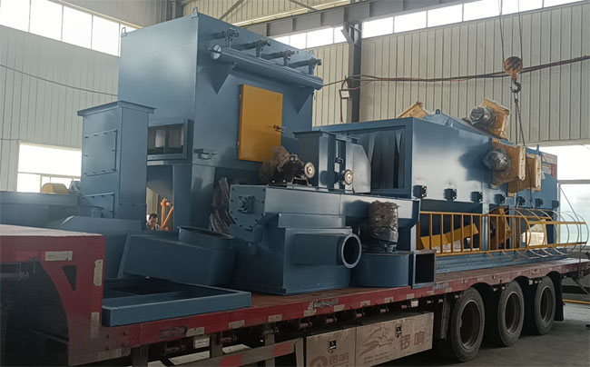 通過(guò)式拋丸機(jī)發(fā)貨現(xiàn)場(chǎng)圖